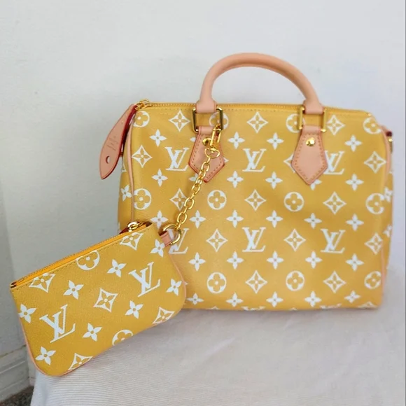 SEND OFFERS LV Yellow Speedy Bag - Picture 3 of 10